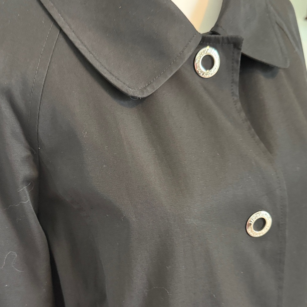 London Fog Black Single-Breasted Raincoat Trench Coat with Metal-Trim Buttons - Picture 4 of 12